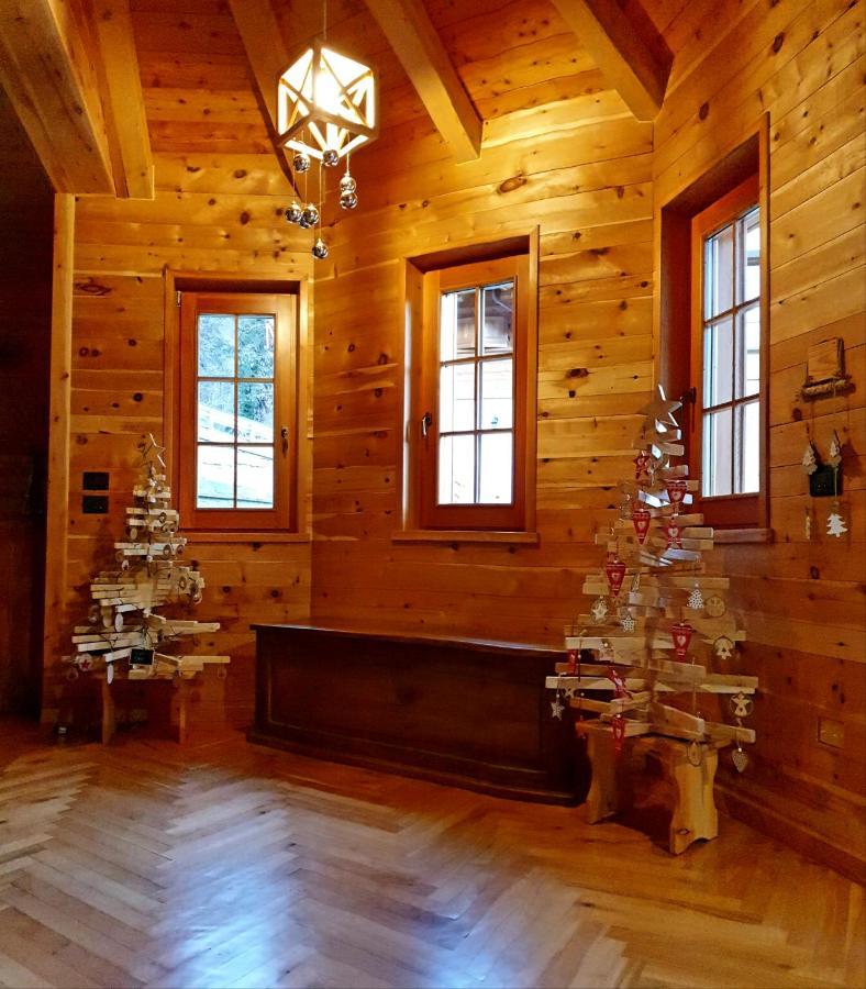 B&B Chalet Il Picchio Varzo Esterno foto